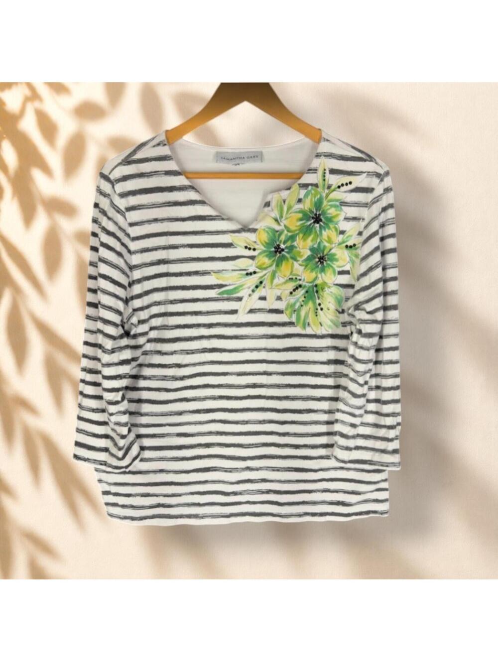 Samantha Grey T-Shirt Women M Medium White Striped V-Neck 3/4 Sleeve Cotton